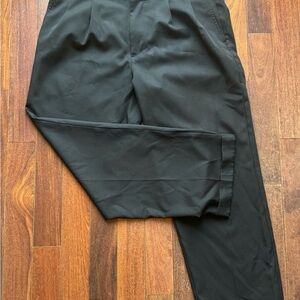 Black Men’s Golf Pants by Pro Tour with Cool Play fabric. Size 36x32